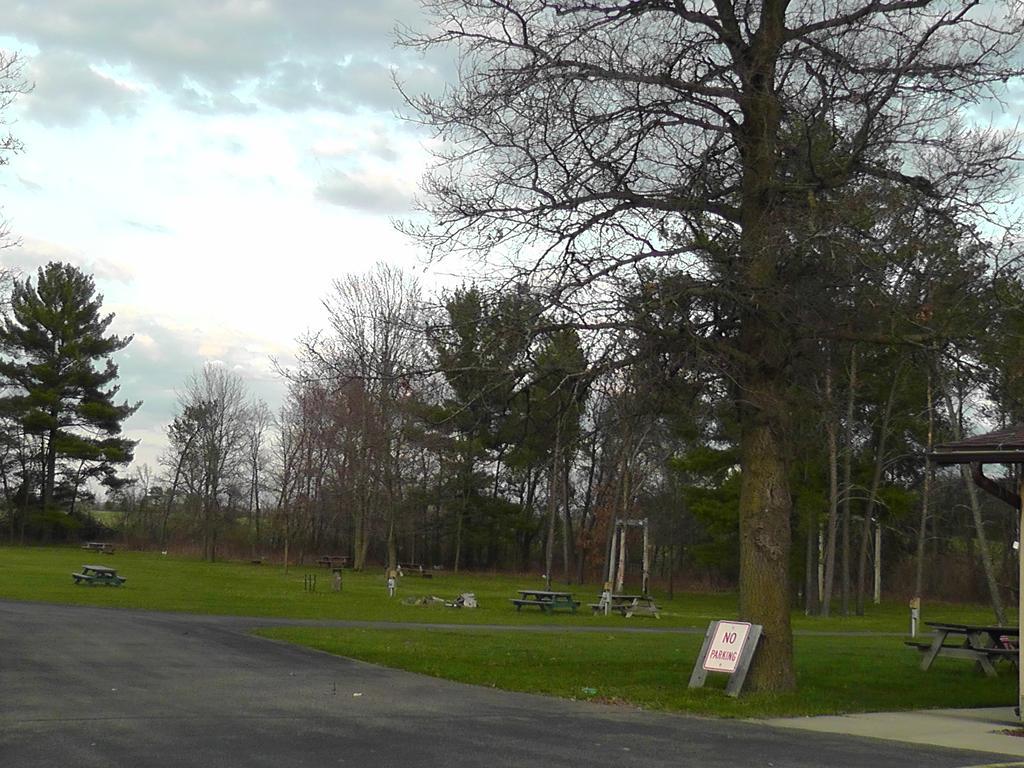 Motel 95 & Campground Hixton Esterno foto